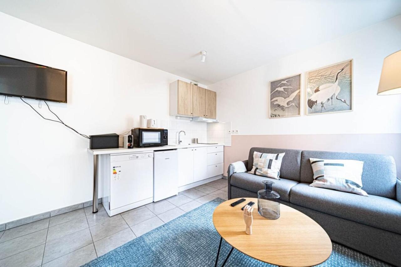Le Petit Montel- Studio Avec Garage-Metro Valmy ลียง ภายนอก รูปภาพ