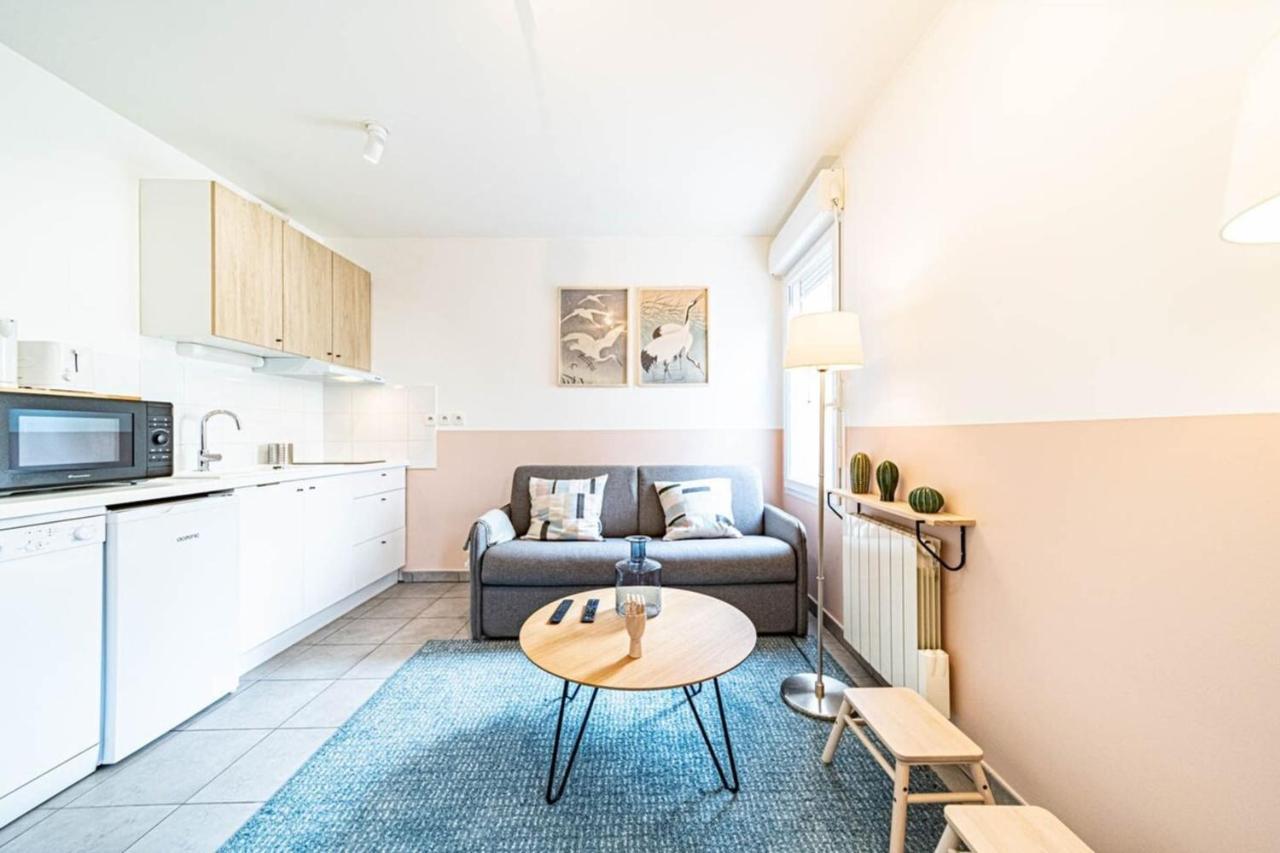 Le Petit Montel- Studio Avec Garage-Metro Valmy ลียง ภายนอก รูปภาพ